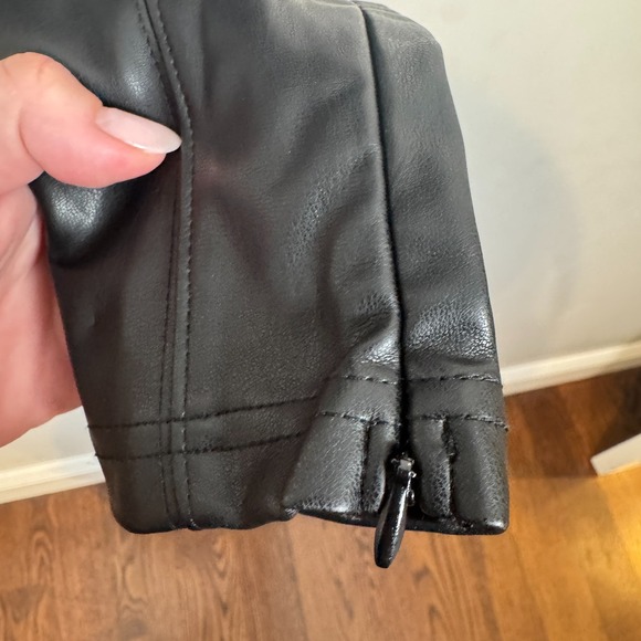 Maniere De Voir Faux Leather Pants Buckle Pants Moto Black Women Size 4 US 8 UK - Picture 9 of 13